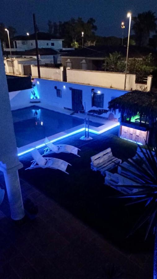 Gatu Premium Villa Lurberri Piscina Privada, 4 Dormitorios, 2 Banos, Parking , Jardines, " Preferente Mayores De 25 Anos Y Familias " In Y Barbacoa Chiclana de la Frontera Eksteriør bilde